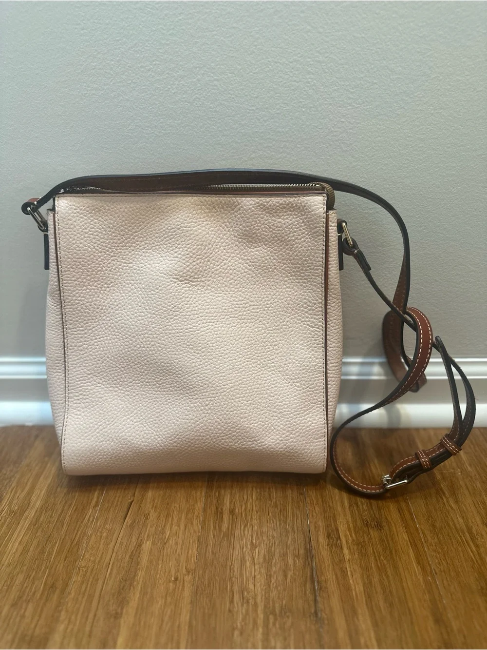 Dooney & Bourke Large Peyton Triple Zip Crossbody – Blush Pink – Brand New